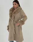 Cappotto effetto pile con collo e polsi in pelliccia