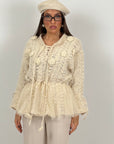 Maglia simil lana con fiori in 3D