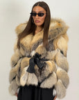 Pelliccia in volpe N213 - GOLDEN ISLAND - top quality - nuova - taglio a spiga con cappuccio e cintura