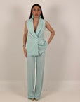 Tailleur KESSY - Tailleur sartoriale con giacca modello smanicato e pantalone palazzo