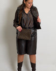 CURVY Cordset DOROTEA - Completo gilet e bermuda in ecopelle