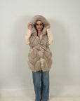 Pelliccia in volpe N31 - gilè in volpe con cappuccio e cintura in pelle - NUOVA
