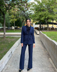 SALDO TAILLEUR AGATHA - Tailleur giacca con fiocco in vita e pantaloni a zampa