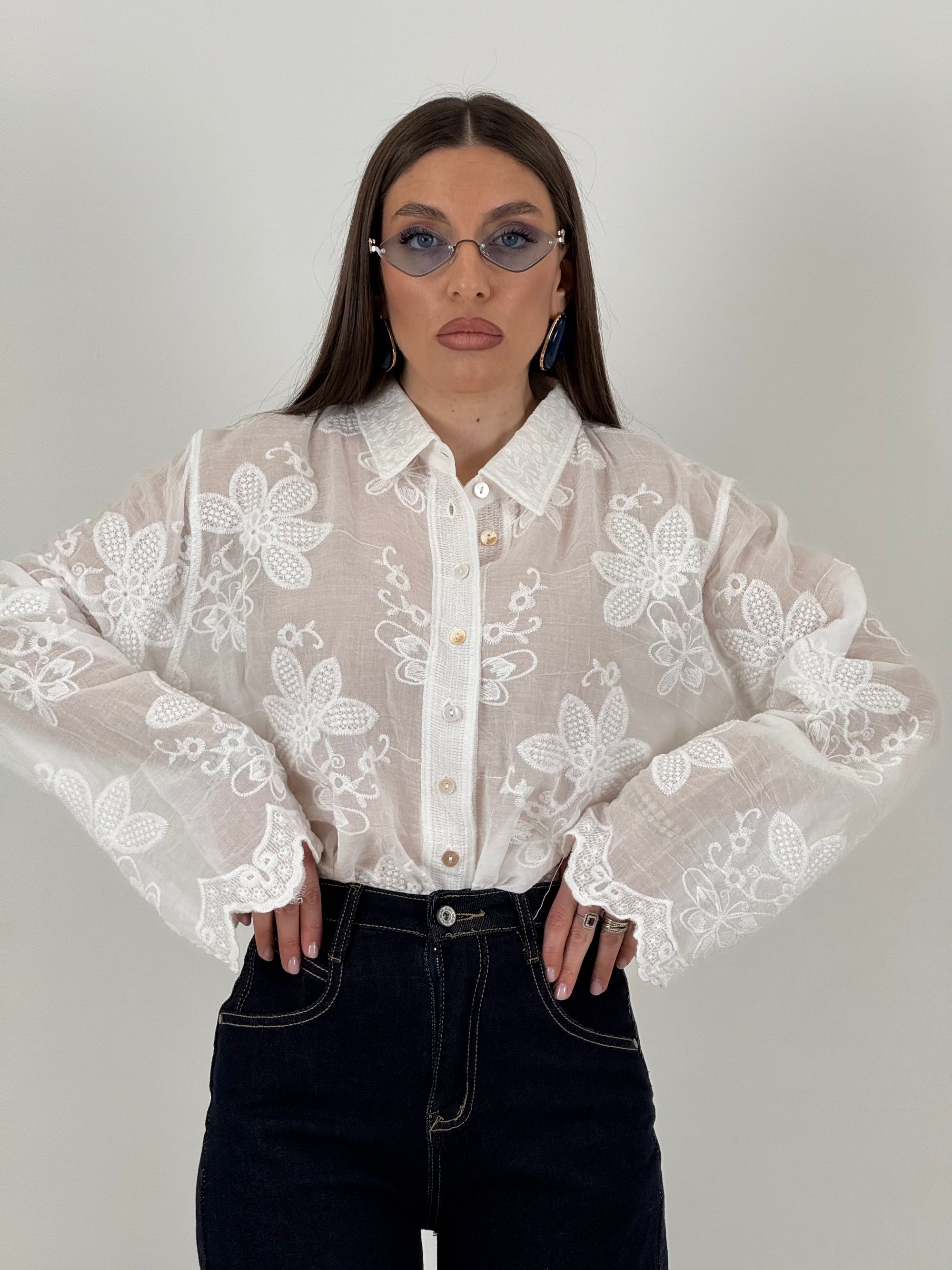 Camicia JEANNE - camicia con decoro in pizzo e manica a campana