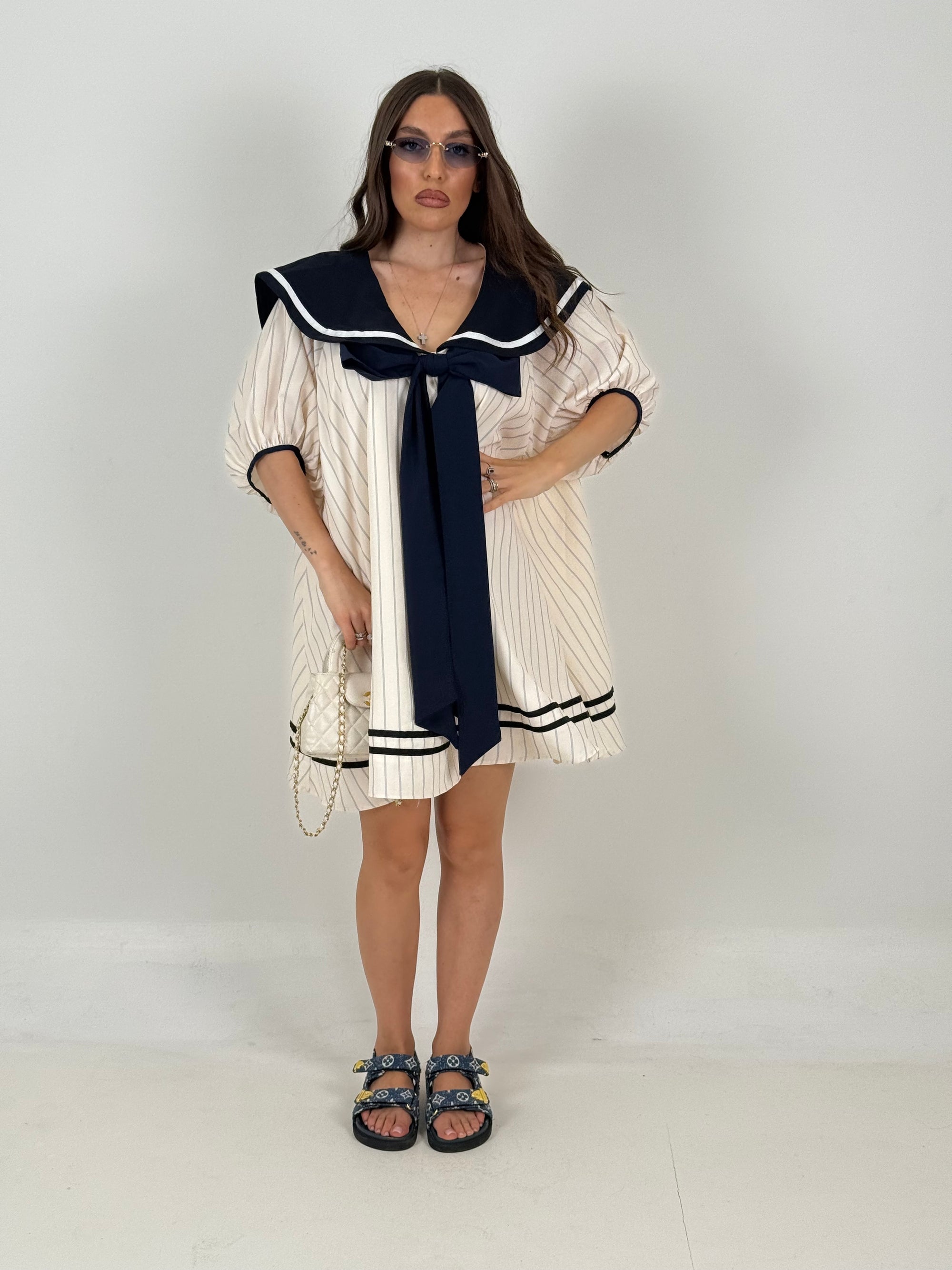 Abito Marin - abito corto fantasia gessata con collo sciallato con fiocco - collezione chic