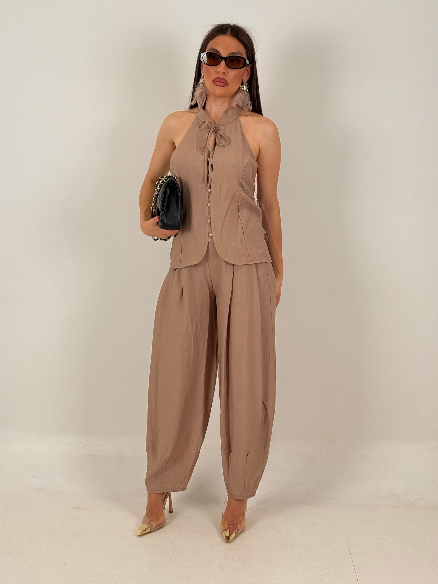 CORDSET INTRECCIO - completo composto da top con schiena scoperta, bottoni e fiocco e pantalone con elastico finale