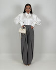 Camicia LORETTA  just West tessuto lucido con spallina imbottita