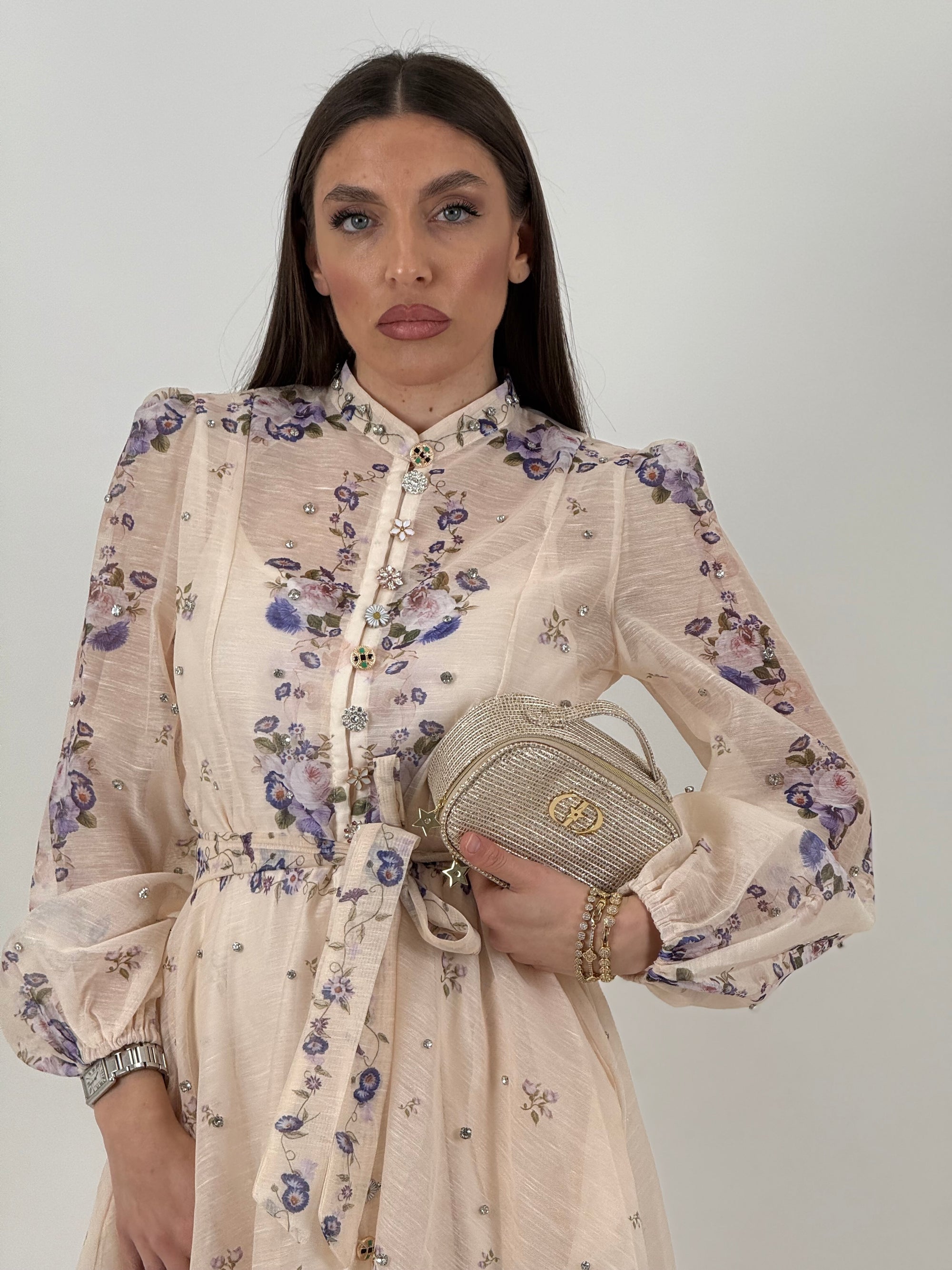 Abito LILA - abito corto, collezione chic, fantasia fiori base champagne con fiori lilla e Swarovski - collezione chic