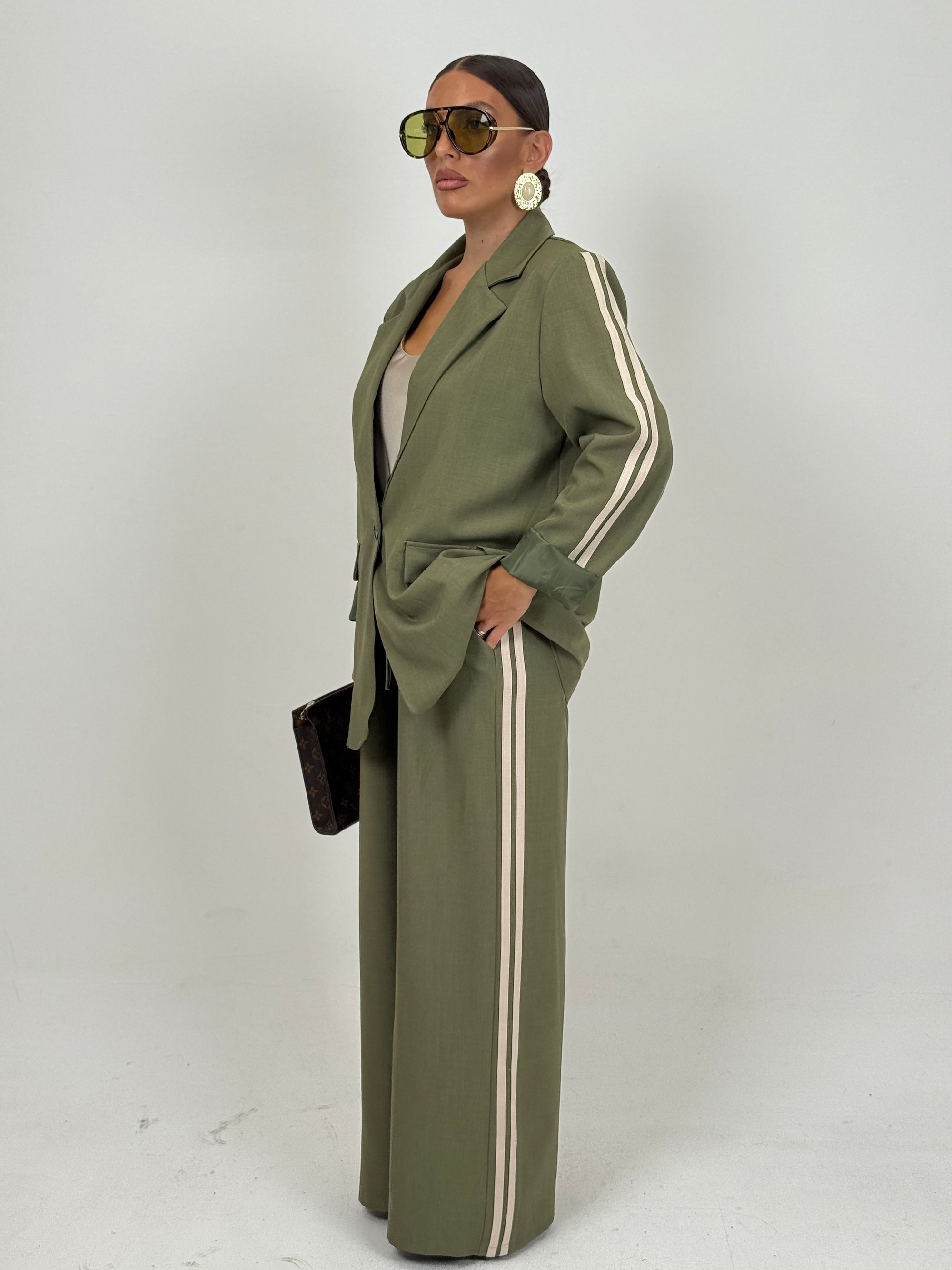 Tailleur BARCELLONA - giacca over con pantalone palazzo con riga laterale