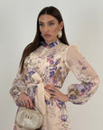 Abito LILLAC - abito lungo con cintura nel punto vita, fantasia fiori fucsia e lilla - collezione chic
