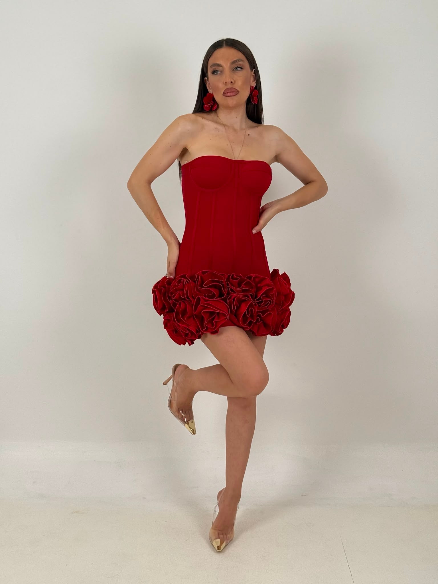 Abito ROT - abito tessuto bandage, scollo a cuore con rose sul finale della gonna COLLEZIONE CHIC