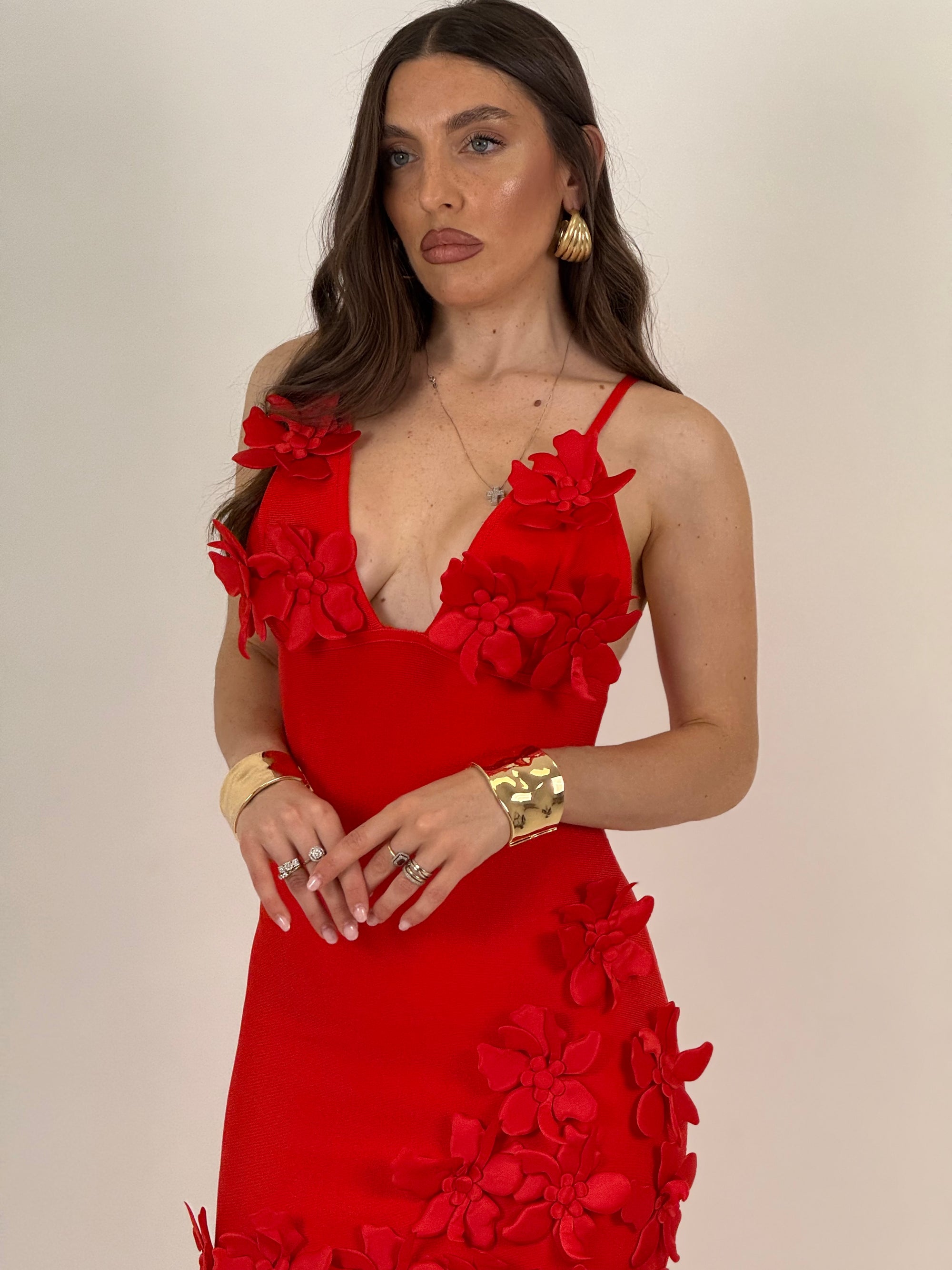 Abito RED - abito corto effetto bandage con applicazione in fiori 3D