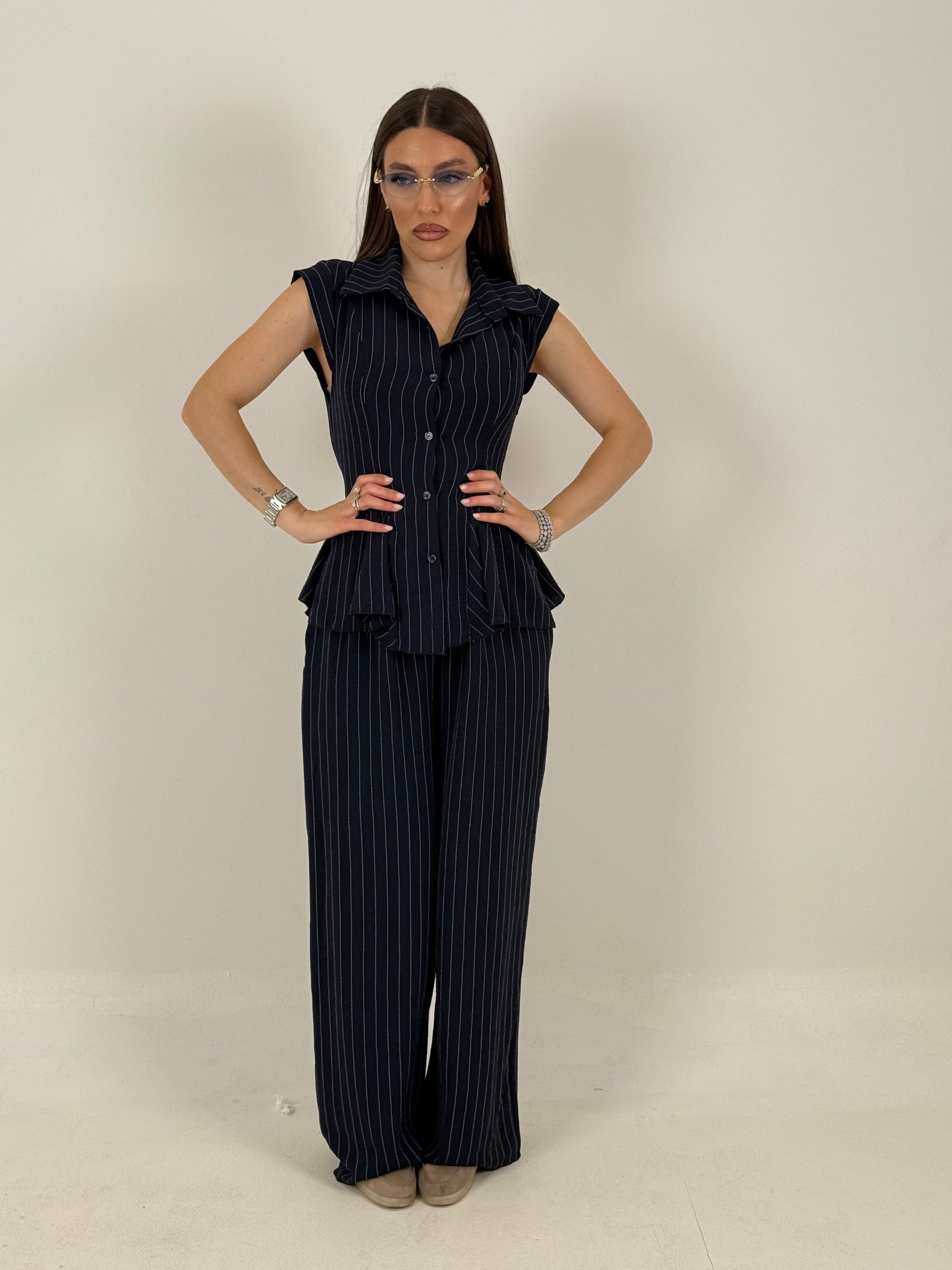 Cordset CARLETTA - completo giacca a giromanica e pantalone gessato