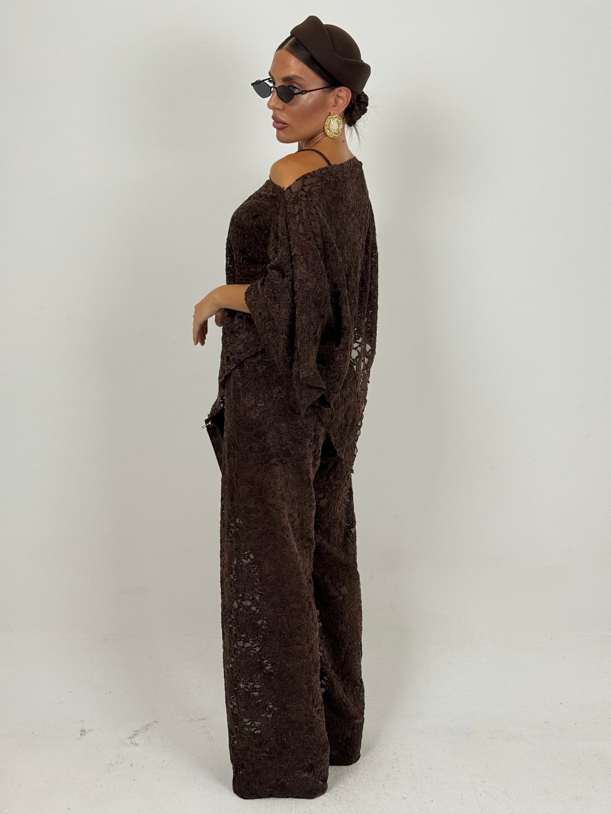 Completo HAILY - Cordset in pizzo blusa particolare e pantalone palazzo