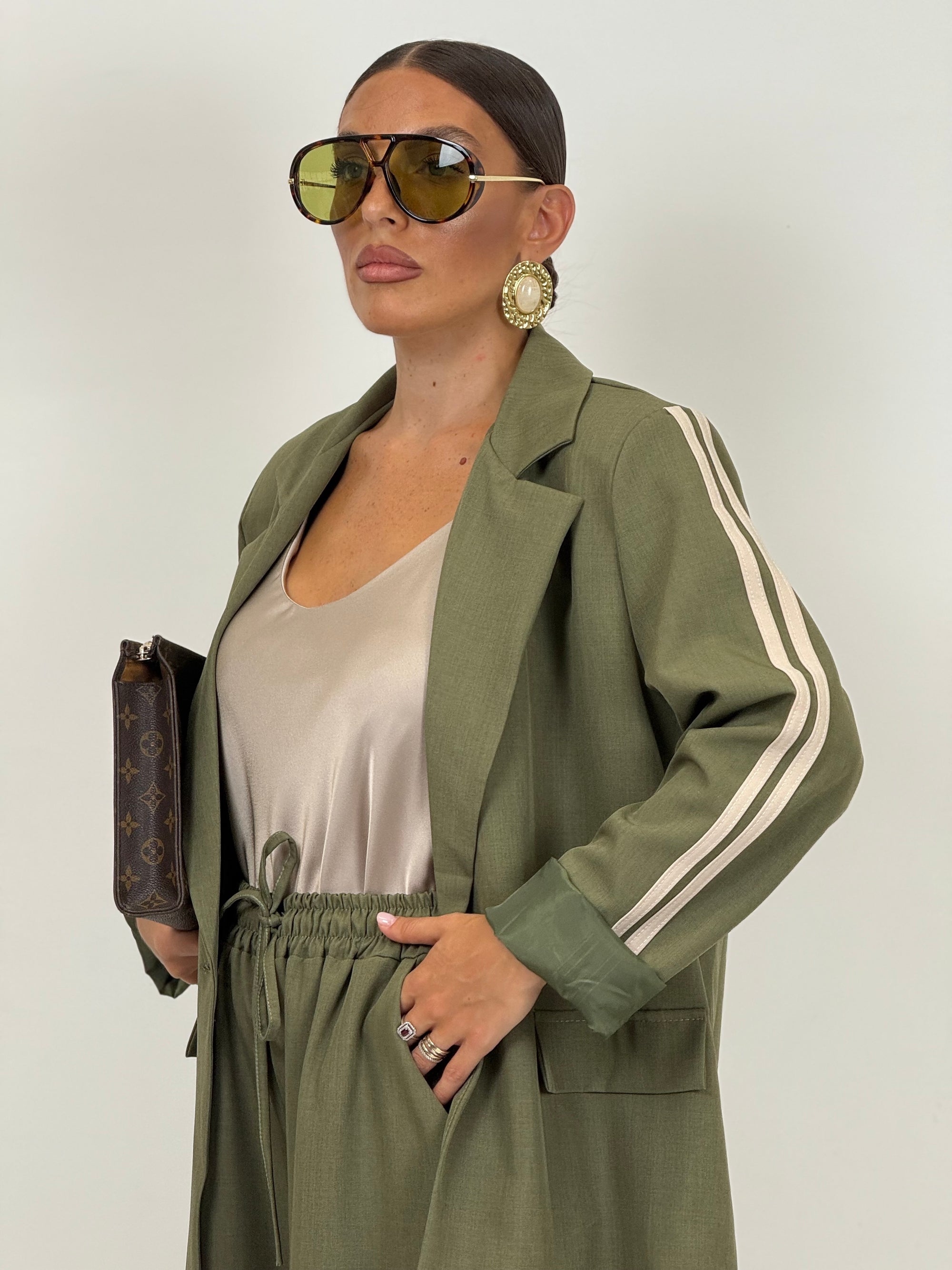 Tailleur BARCELLONA - giacca over con pantalone palazzo con riga laterale