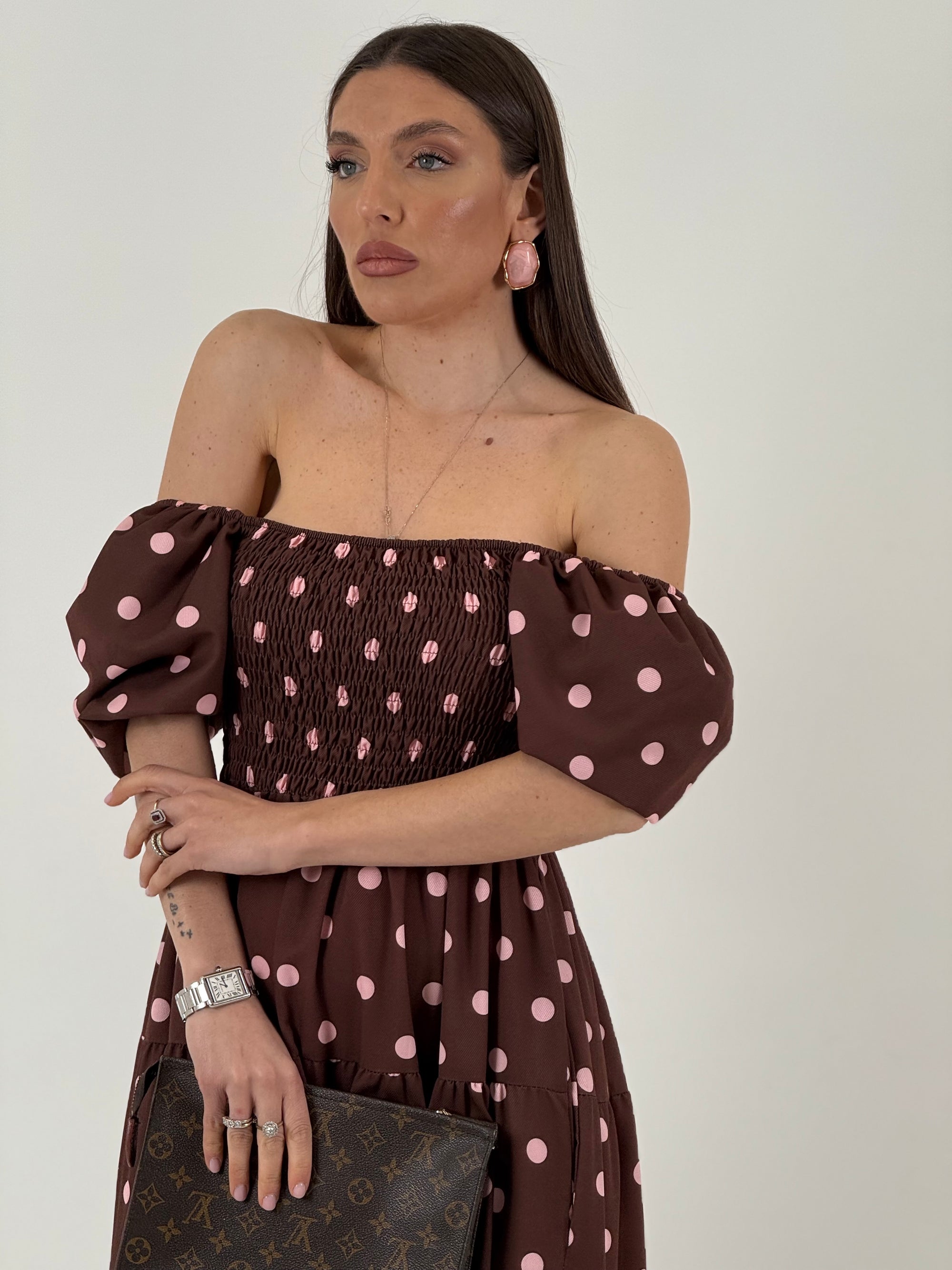 Abito lungo a pois con manicotto