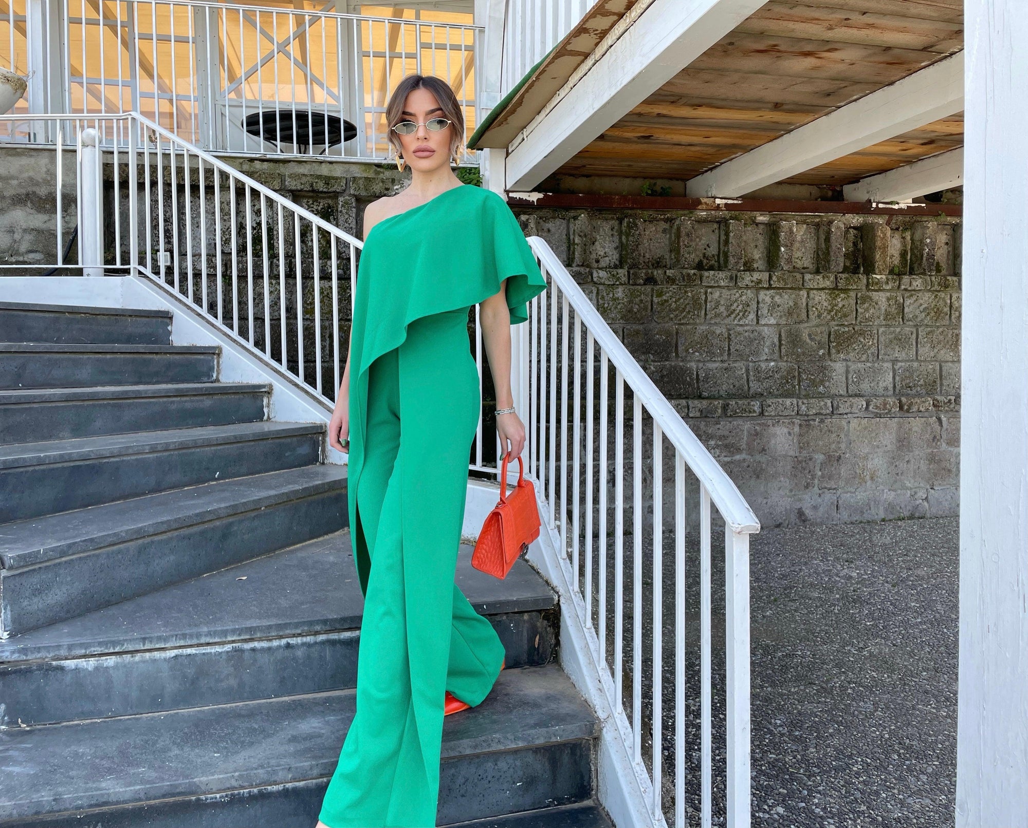 Tuta intera Monospalla- tuta intera con scollo particolare- monospalla con rouche - Jiumir