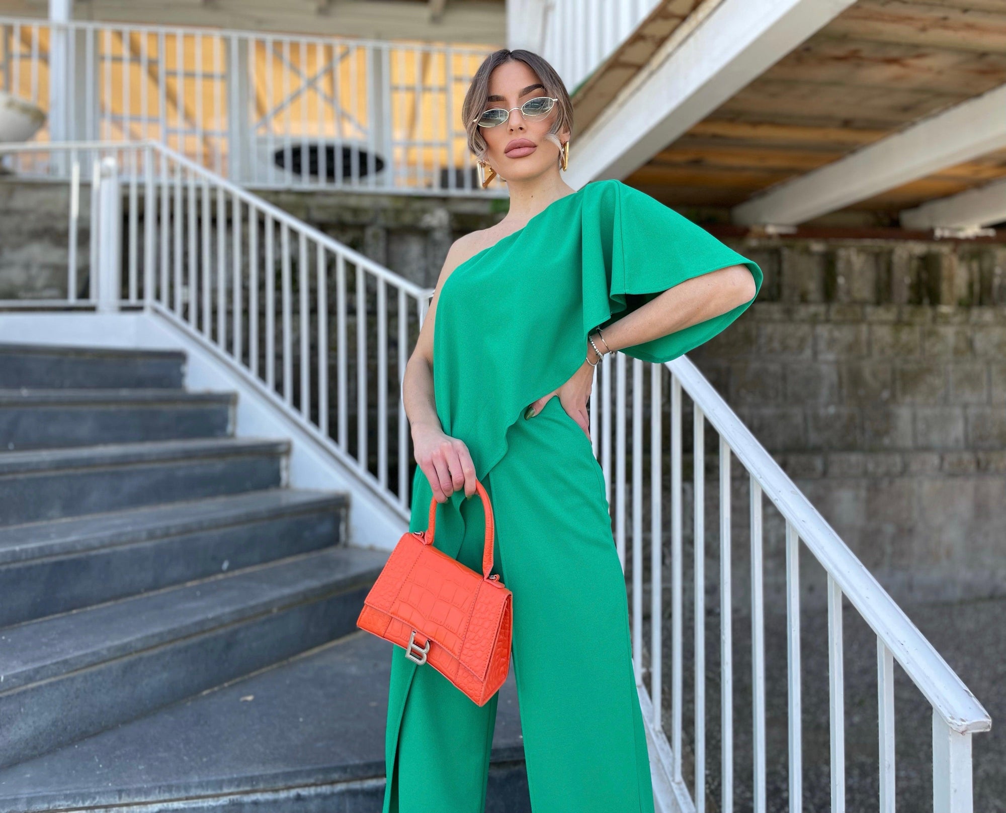 Tuta intera Monospalla- tuta intera con scollo particolare- monospalla con rouche - Jiumir