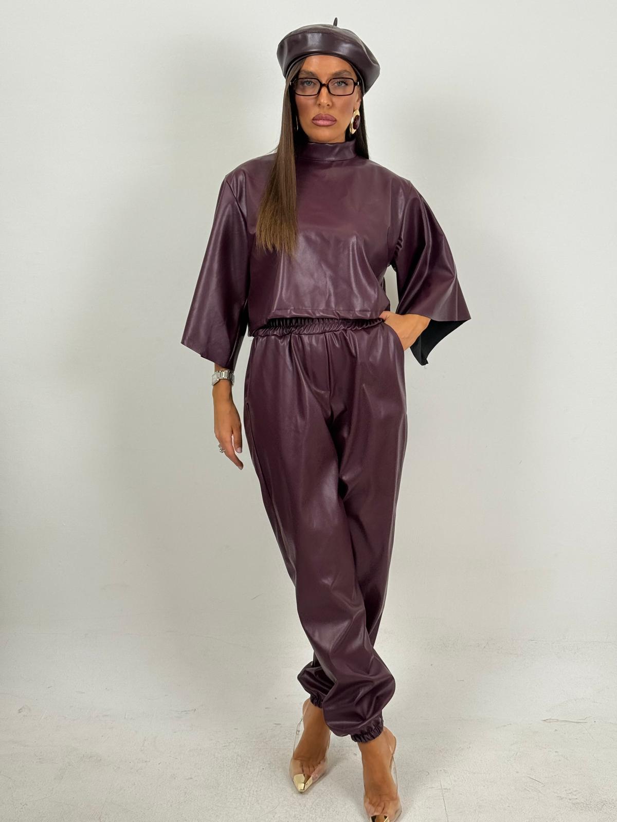 Cordset GERTRUDIS - Completo blusa e pantalone in ecopelle