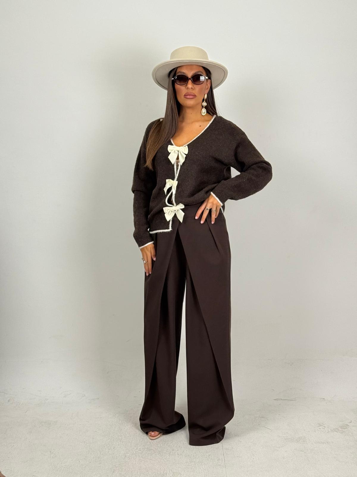 Cardigan Brown con fiocchi