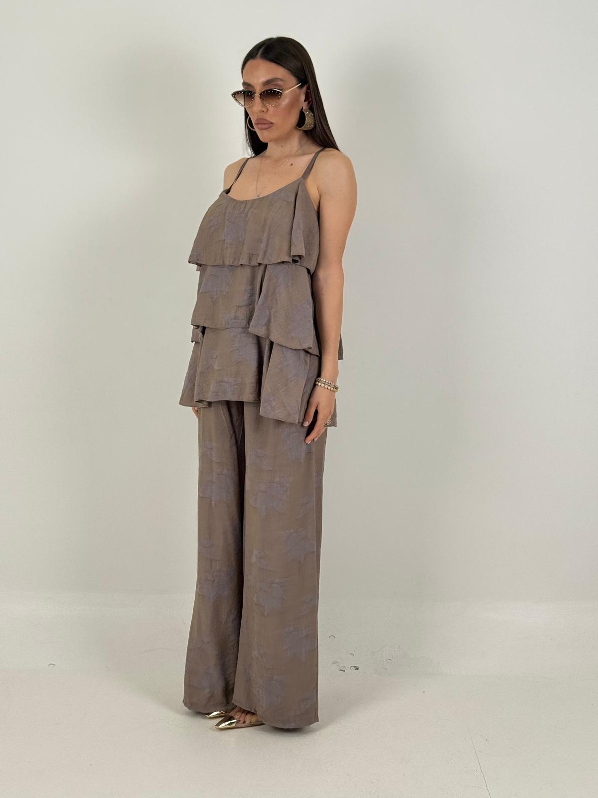 Cordset ELISA - Completo blusa con rouche e pantalone