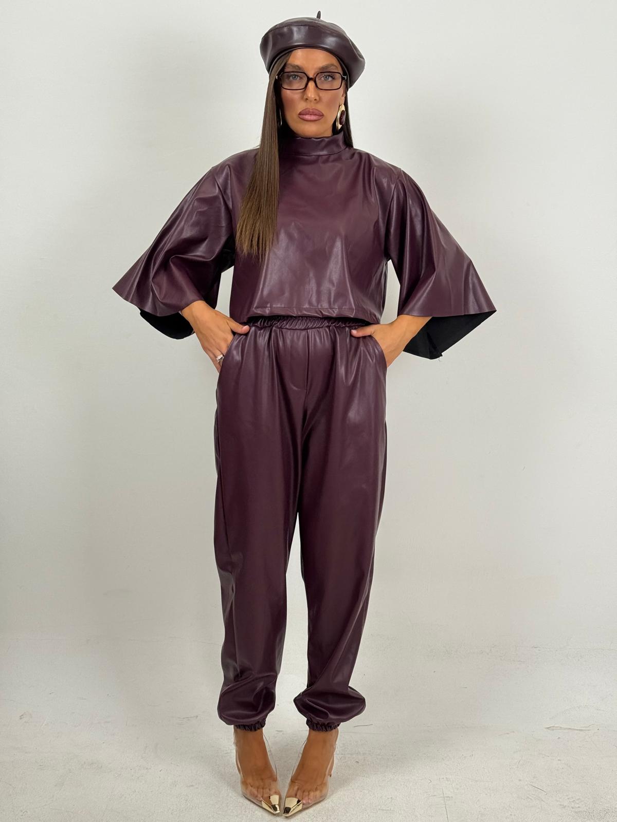 Cordset GERTRUDIS - Completo blusa e pantalone in ecopelle
