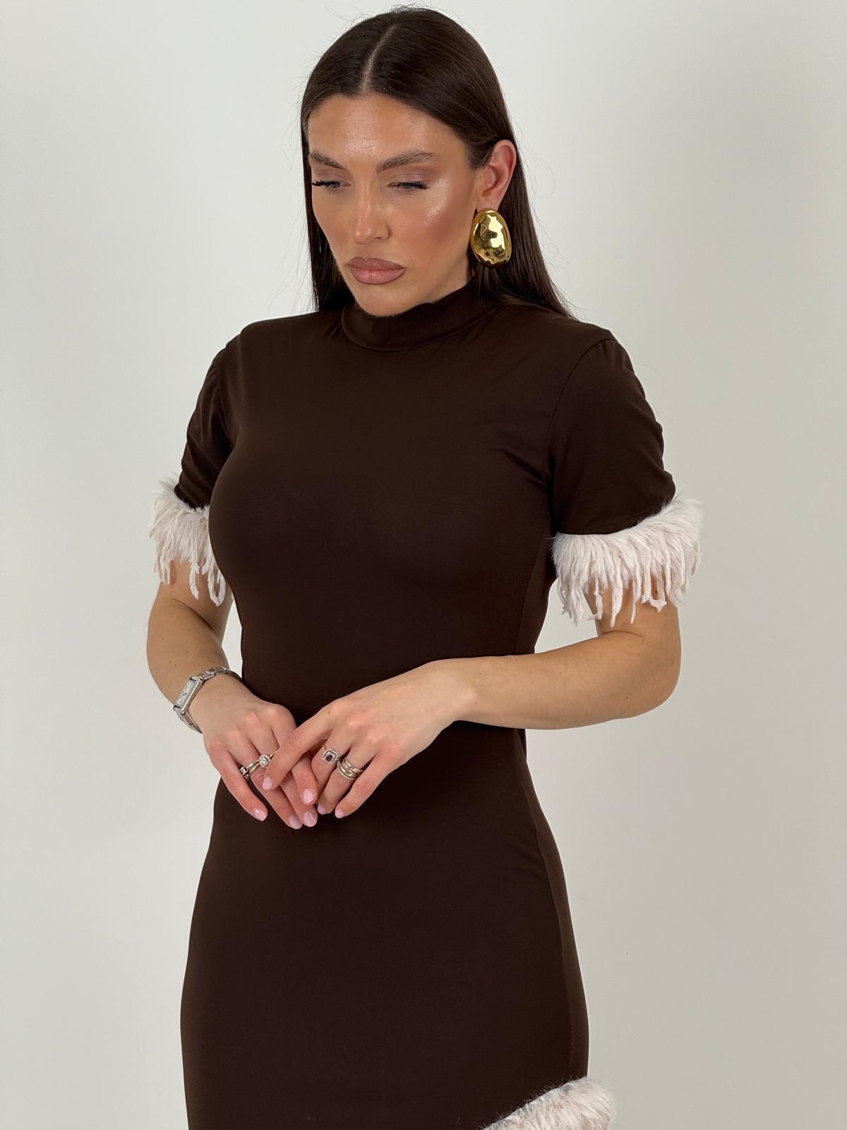 Abito GRACE - Abito lungo con piume- preordine 6-7 giorni