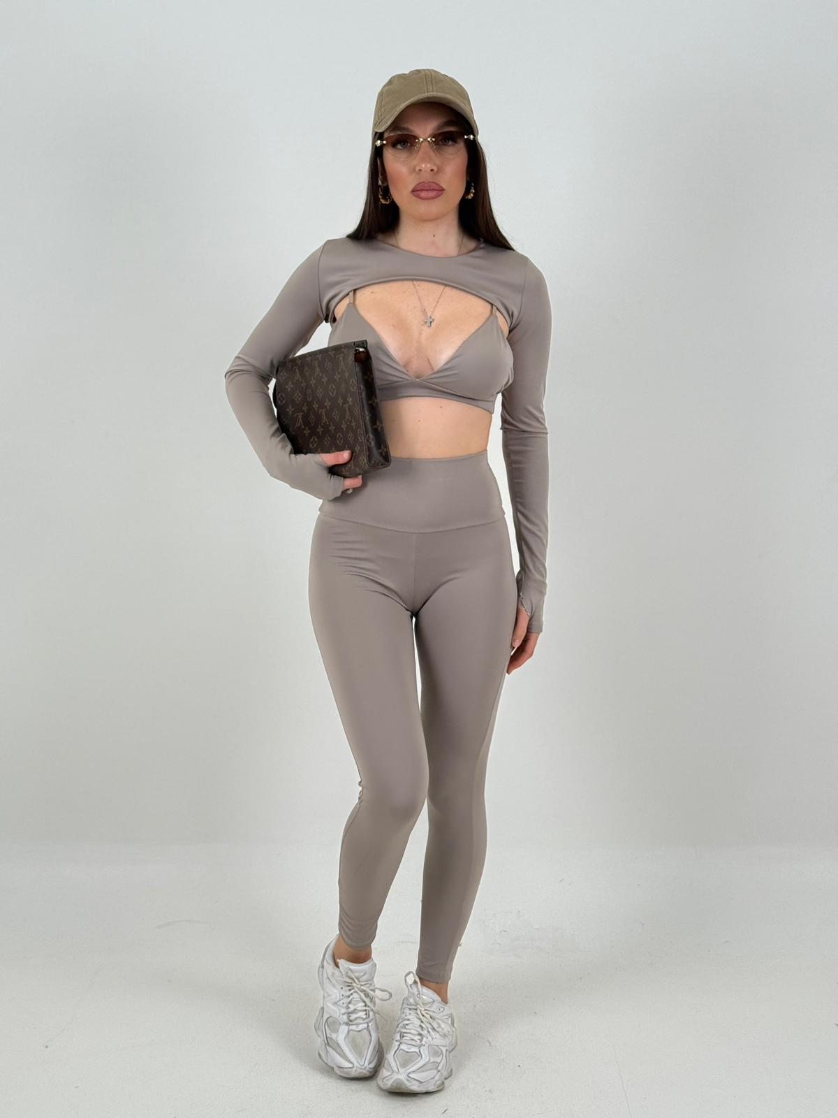 Cordset GYMMY - Completo sportivo ,tre pezzi composto da top coprispalle e leggins