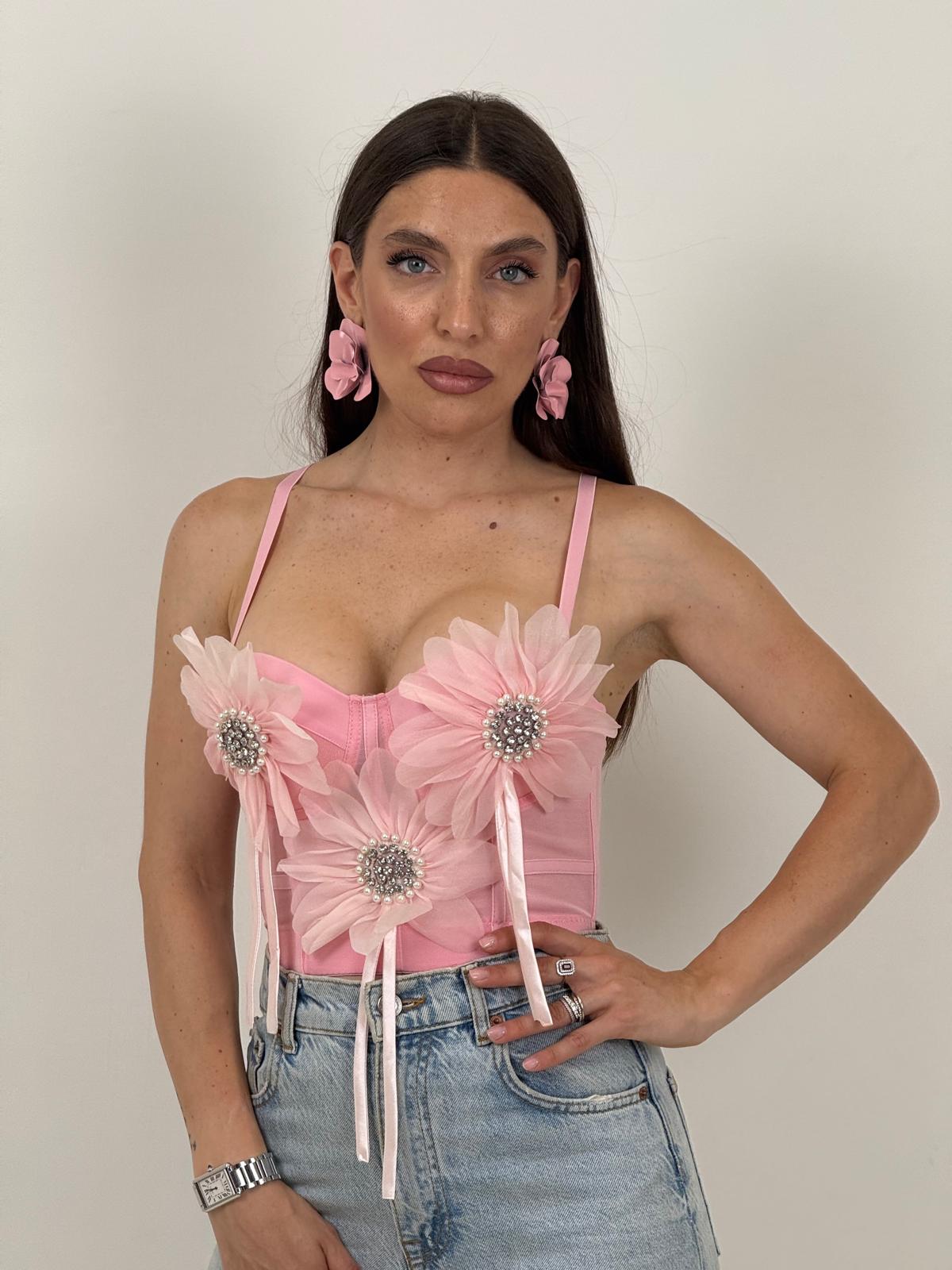 Top con mega fiori