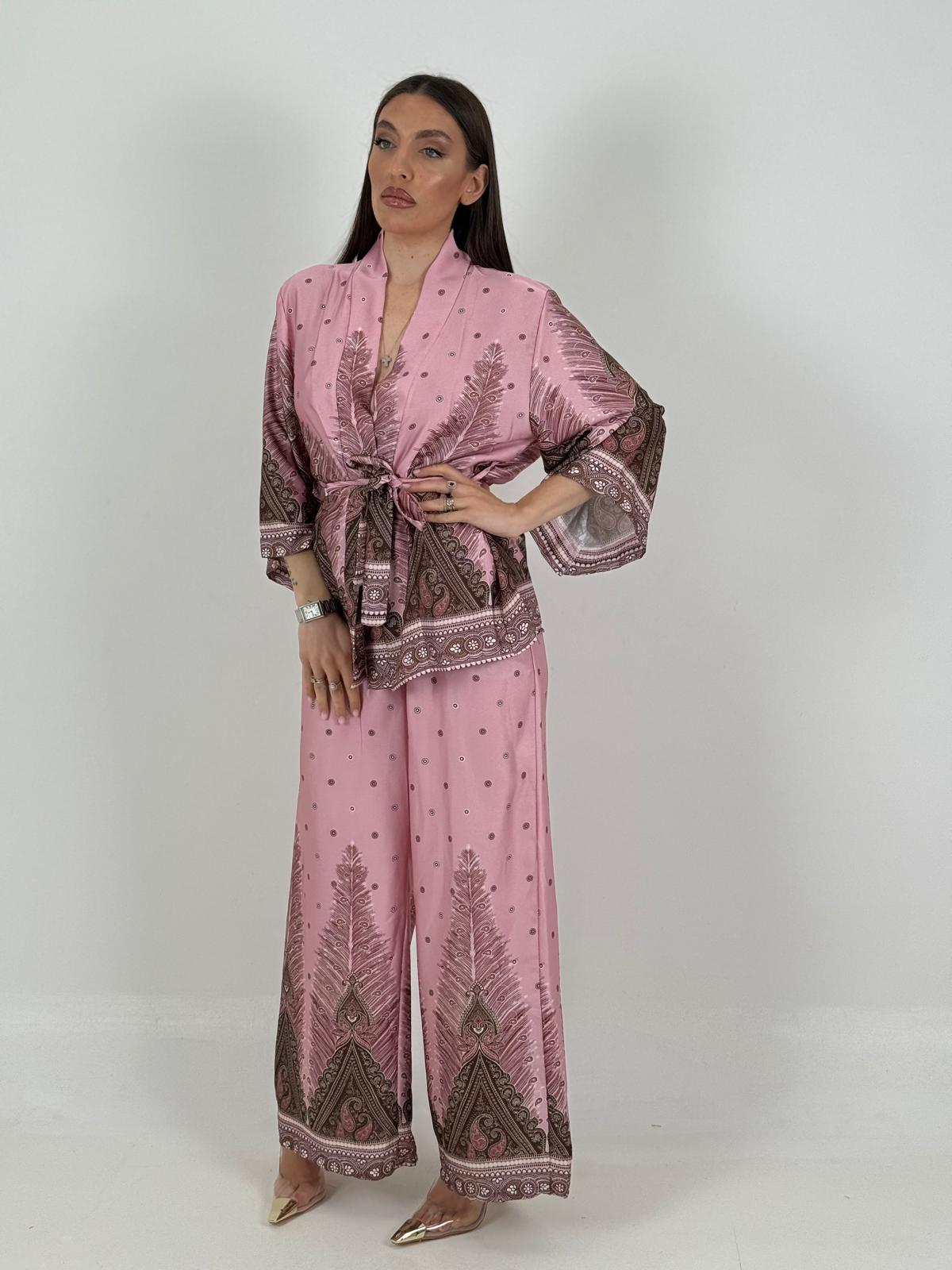 Saldo Tailleur kimono - Kimono e pantalone palazzo effetto seta
