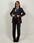 Tailleur DEMETRA - Completo sartoriale 3 pezzi - Panciotto, pantalone palazzo e Giacca doppiopetto con bottoni dorati