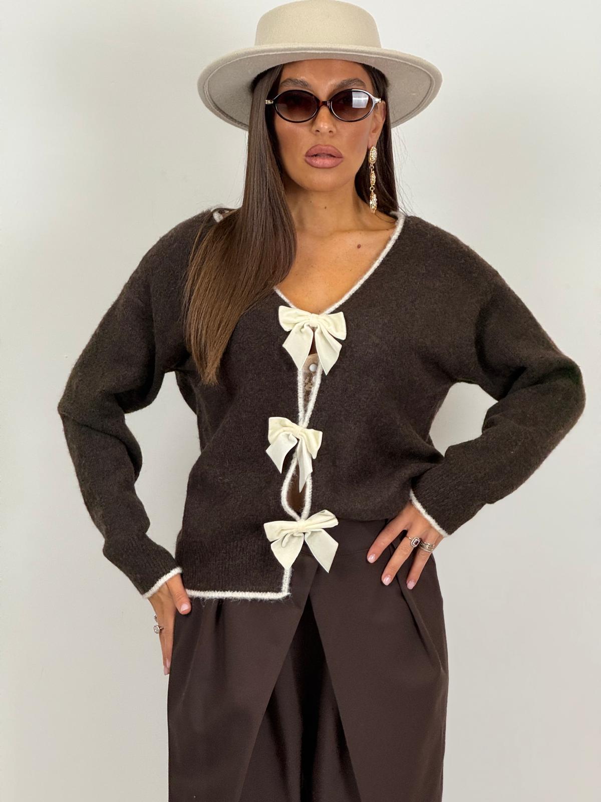 Cardigan Brown con fiocchi