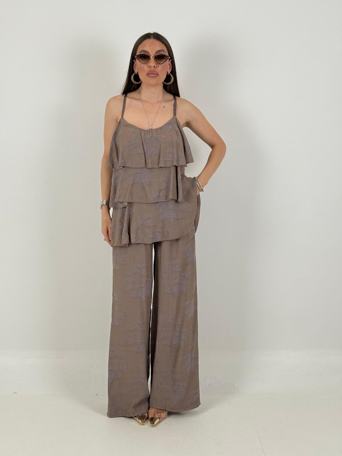 Cordset ELISA - Completo blusa con rouche e pantalone
