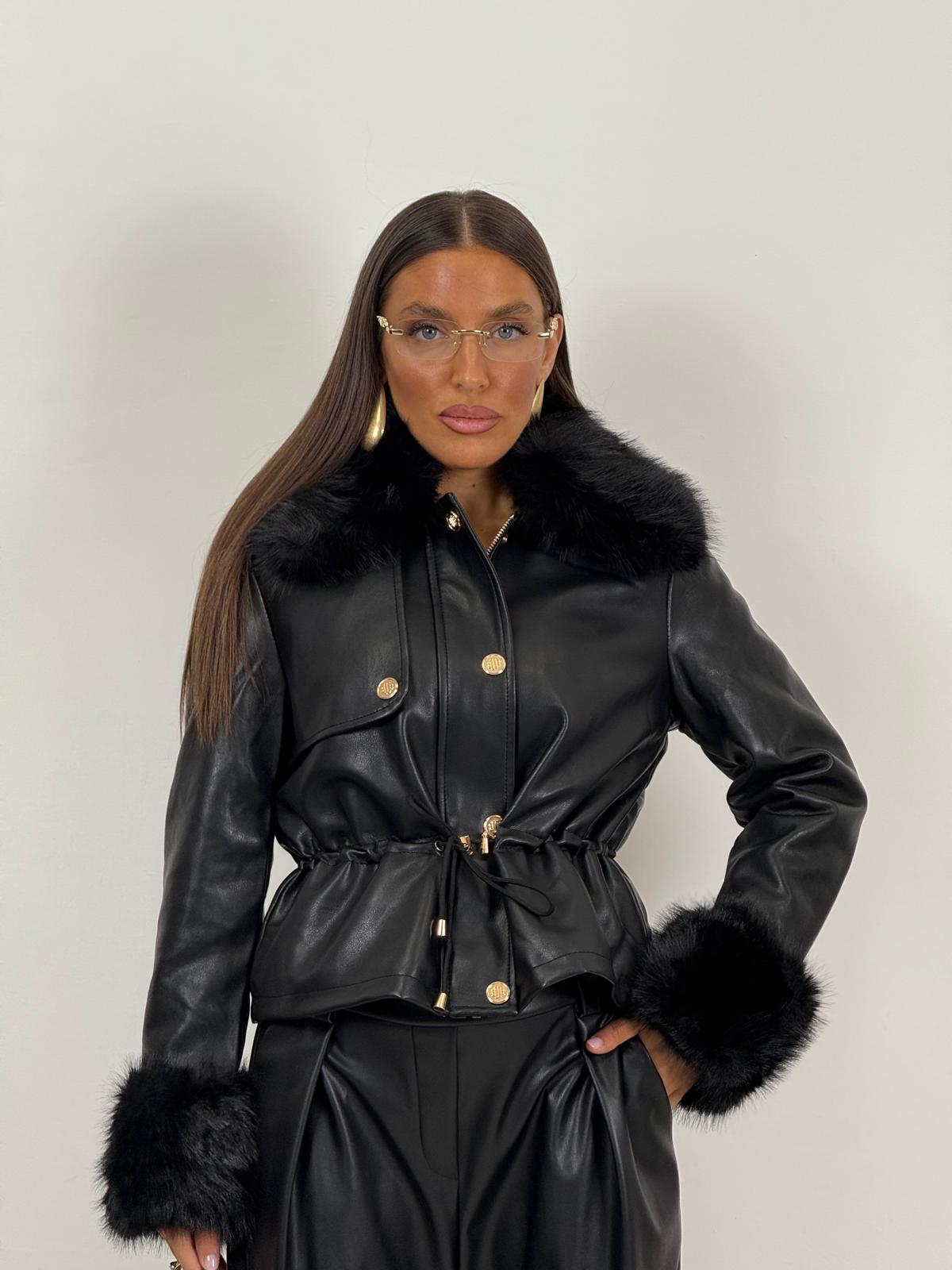 Giacca GIUSY con collo e polsini in eco pelliccia