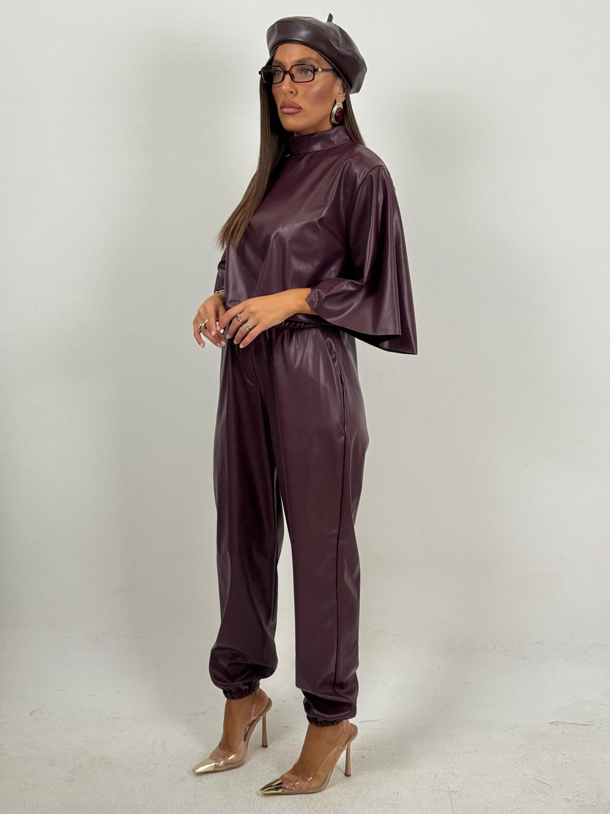 Cordset GERTRUDIS - Completo blusa e pantalone in ecopelle