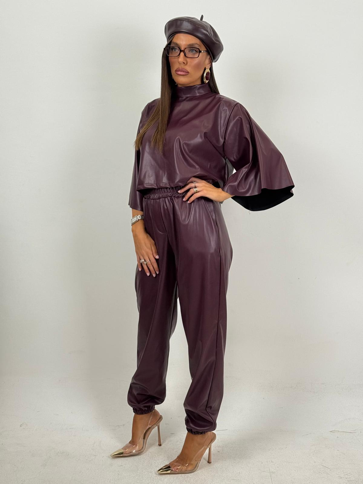Cordset GERTRUDIS - Completo blusa e pantalone in ecopelle
