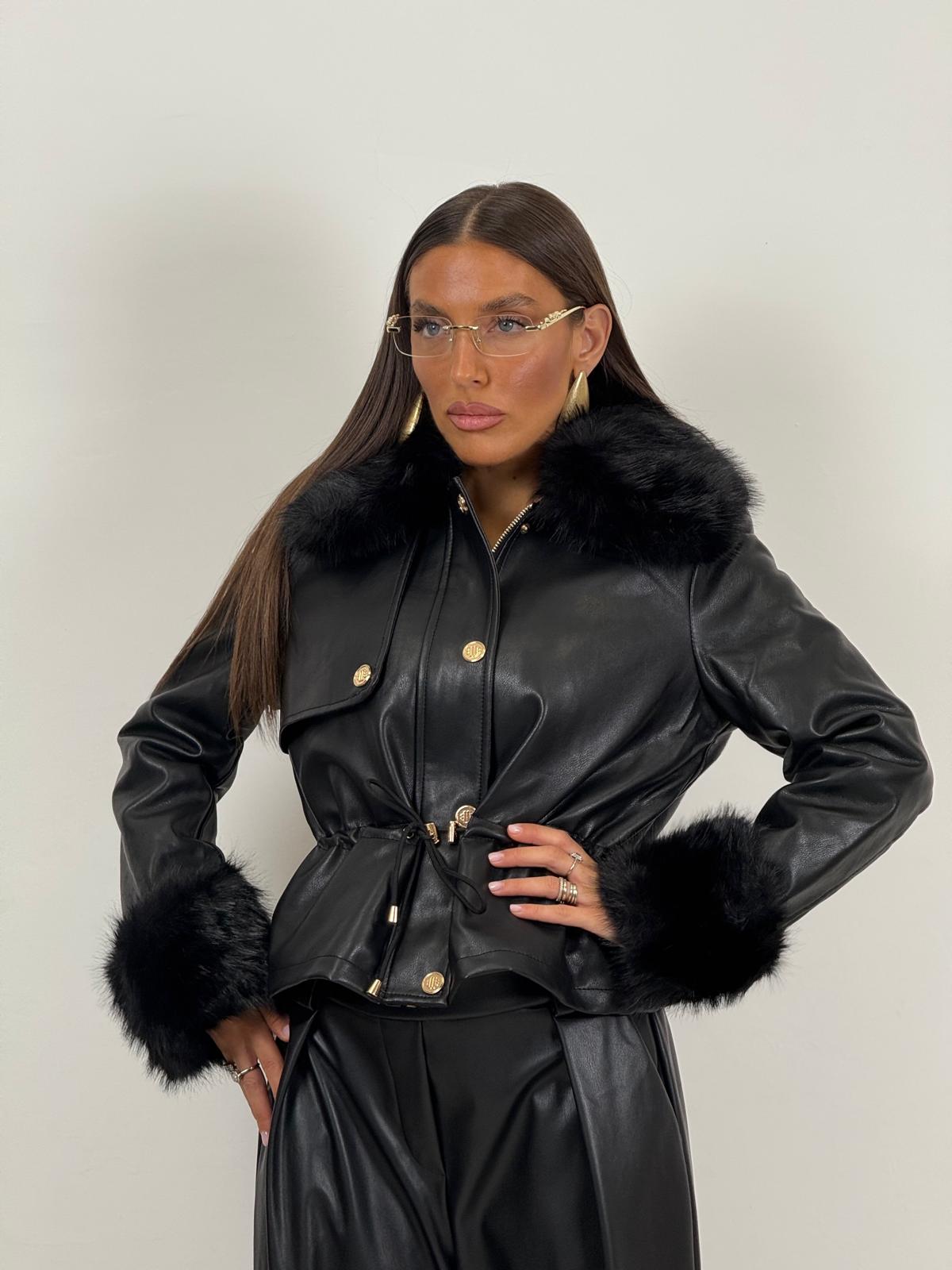 Giacca GIUSY con collo e polsini in eco pelliccia