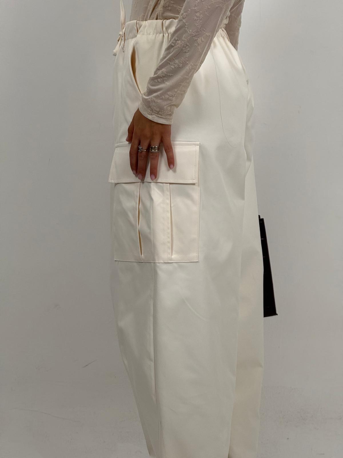 Pantalone JOSEFA con tasche laterali