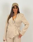 Tailleur DORA - Completo giacca con cintura laterale e pantalone
