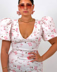 CURVY Abito fiorellino - abito corto bandage con manica a palloncino