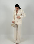 Tailleur ALBA - Tailleur sartoriale composto da giacca con Swarovski e piume e pantalone