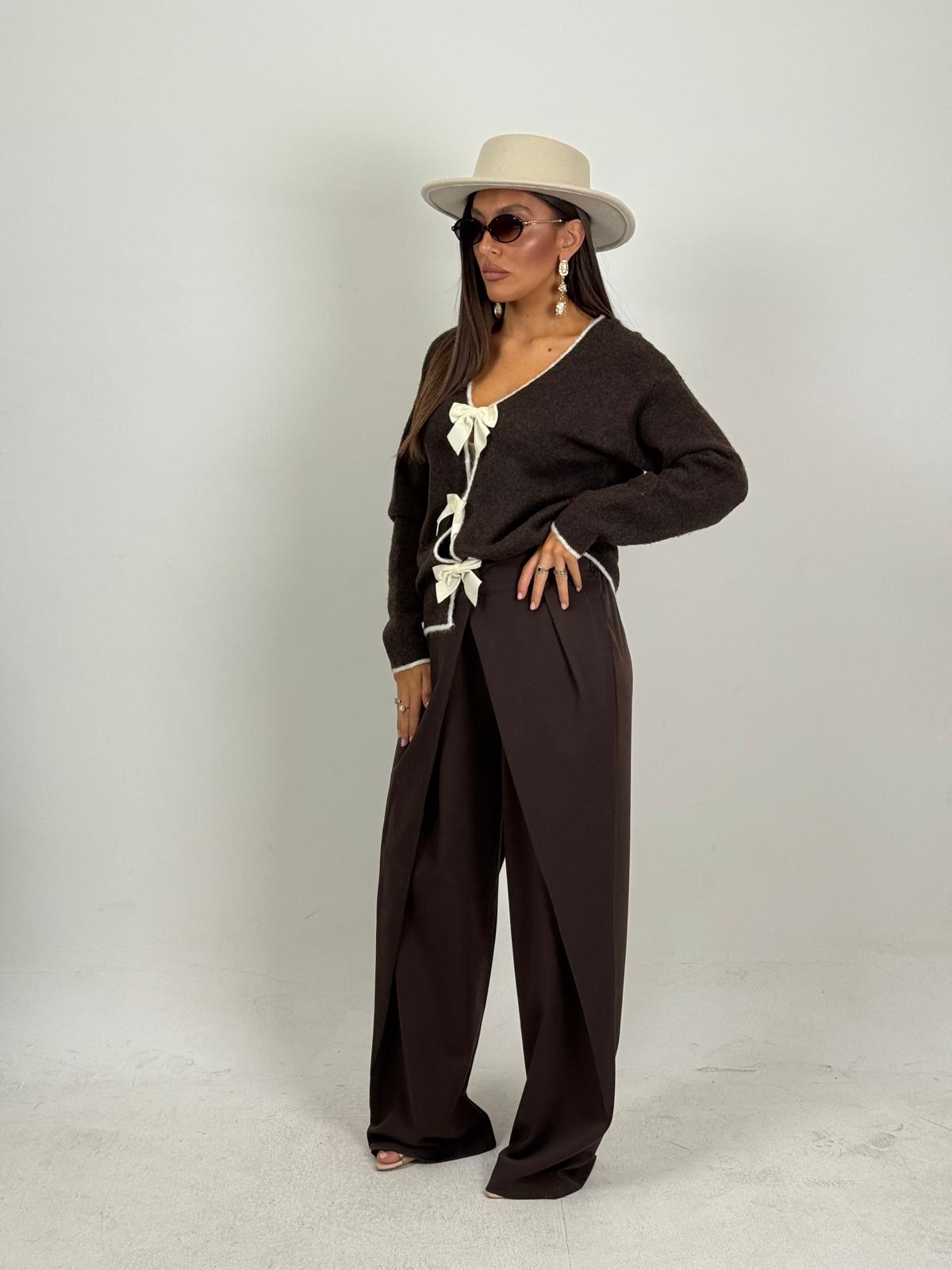 Cardigan Brown con fiocchi