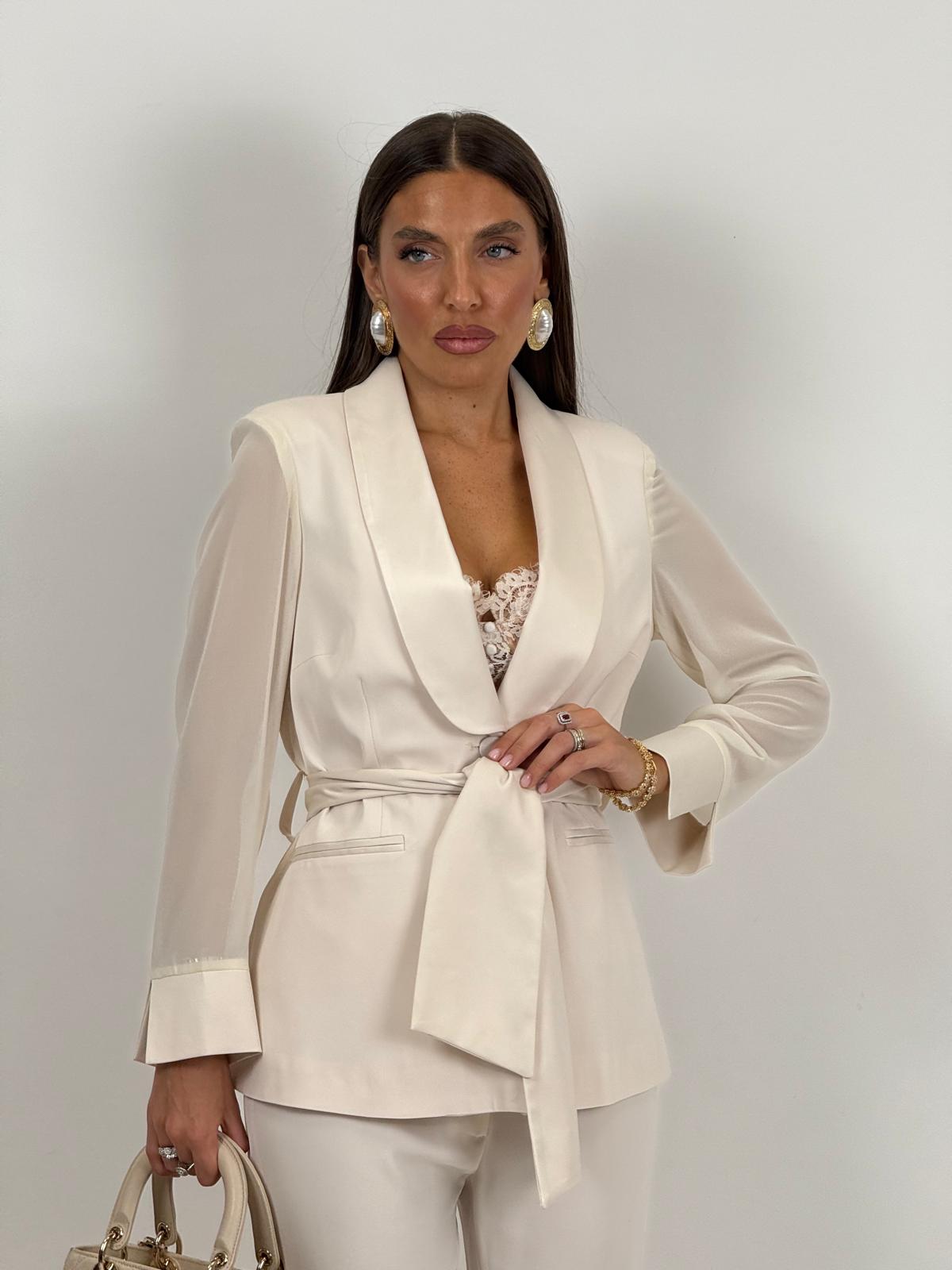 Tailleur KIBRIT - Tailleur sartoriale con maniche velate