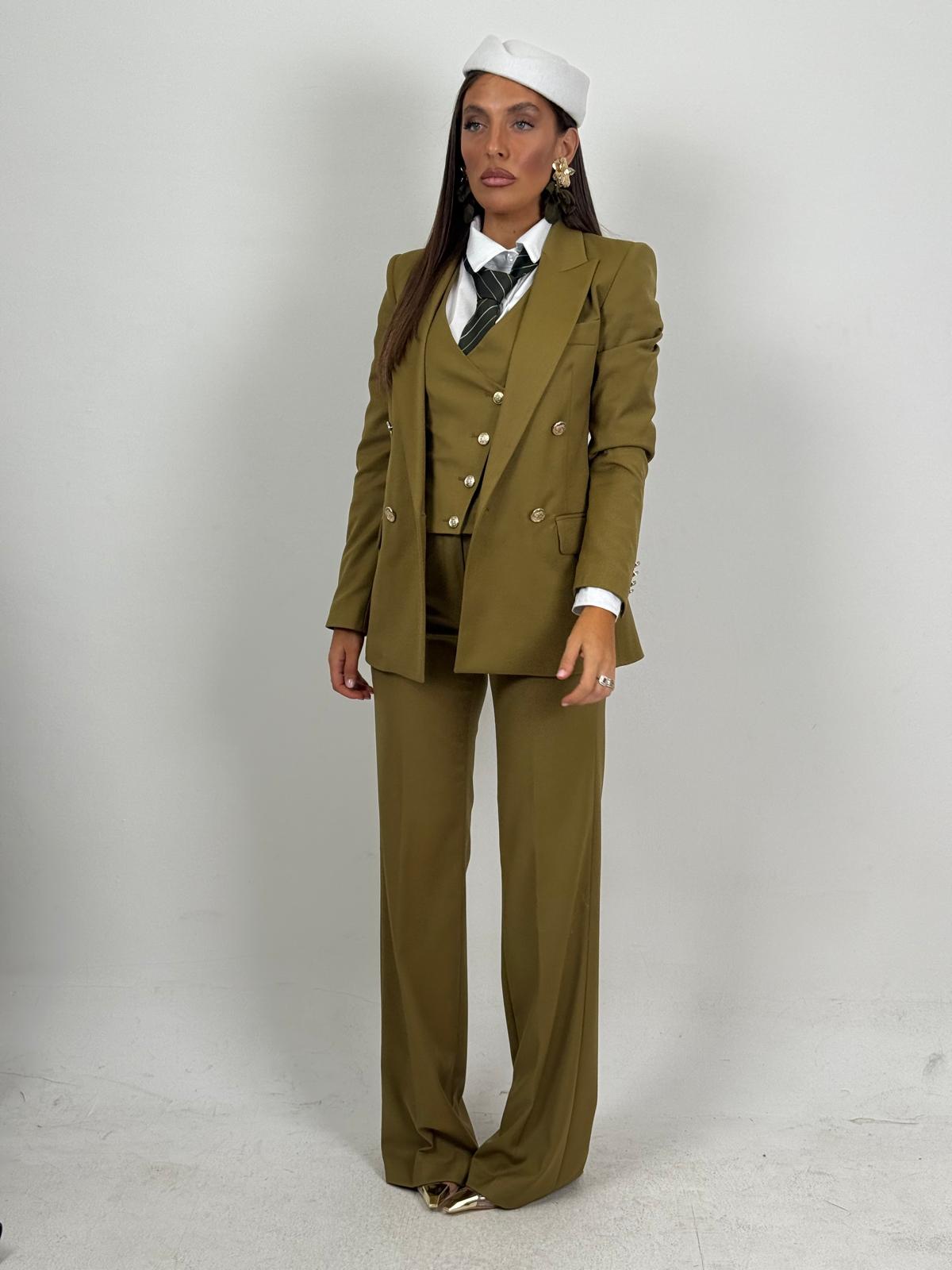 Tailleur RIK - Completo sartoriale tre pezzi - Giacca 4 bottoni dorati gilet e pantalone